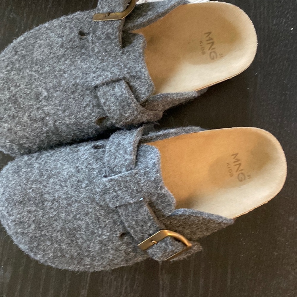 Mango boys clogs